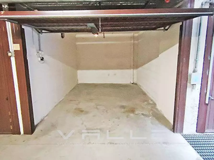 Immagine 2 di Box auto in vendita  in via giorgio Paglia a Bergamo