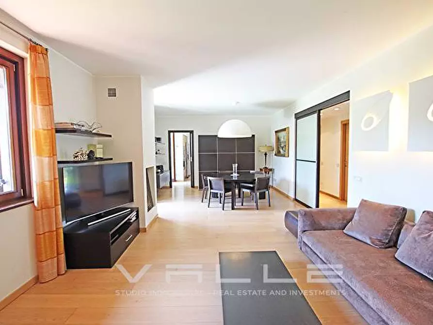Immagine 45 di Villa in vendita  in via XXV Aprile a Dalmine