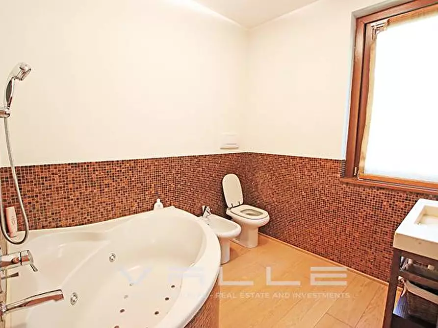 Immagine 48 di Villa in vendita  in via XXV Aprile a Dalmine
