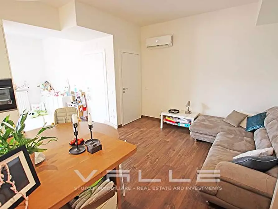 Immagine 9 di Appartamento in vendita  in via longo a Bergamo