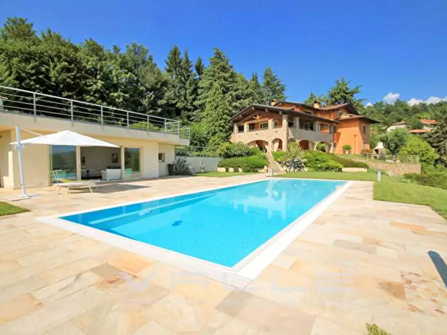 Immagine 1 di Villa in vendita  in via san rocco a Cenate Sotto