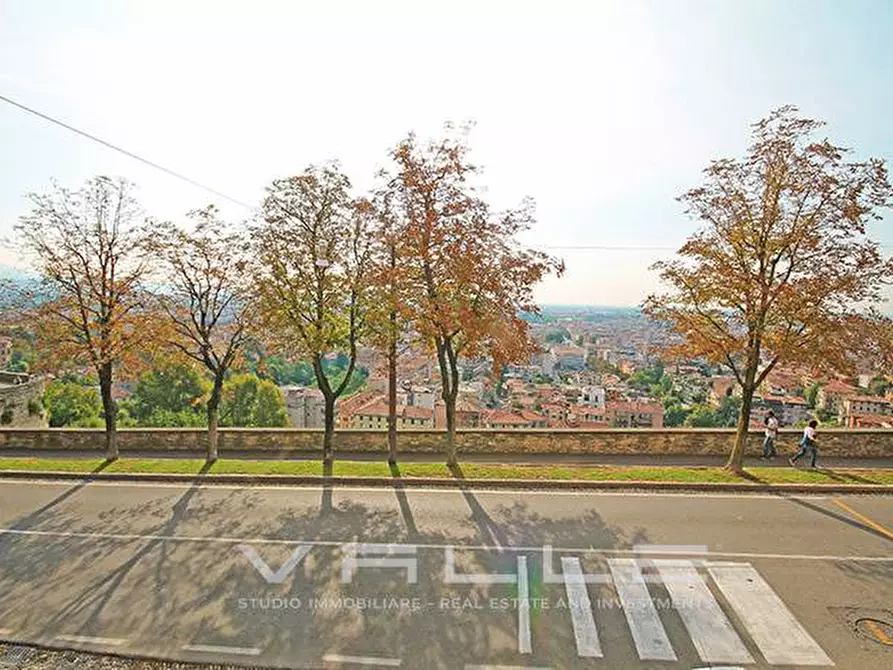Immagine 1 di Appartamento in affitto  in viale delle mura a Bergamo