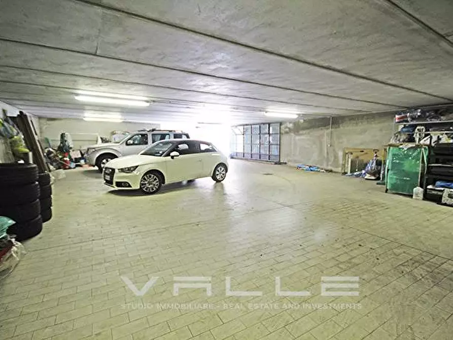 Immagine 35 di Villa in vendita  in via Vulcano a Ardesio