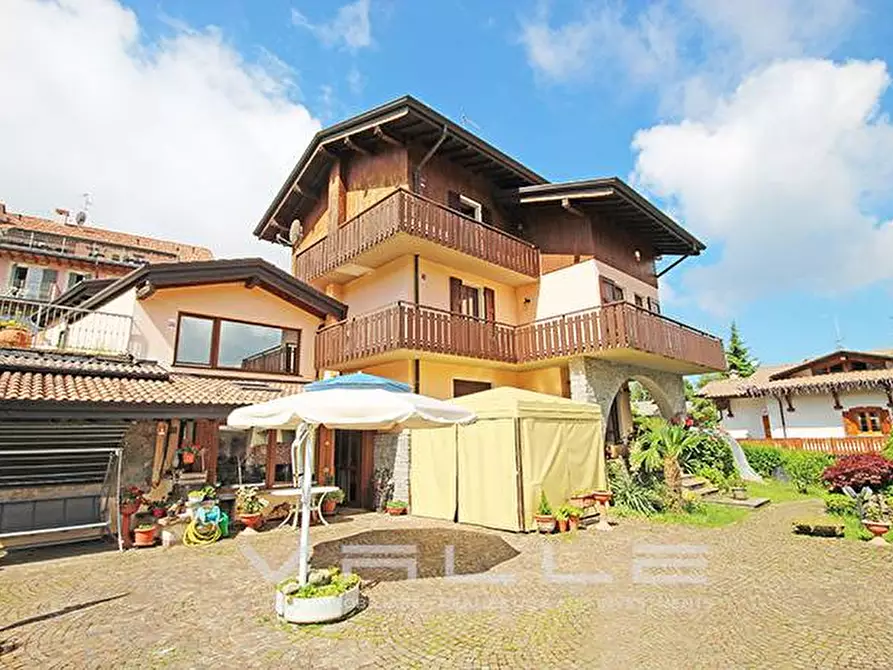 Immagine 1 di Villa in vendita  in via Vulcano a Ardesio