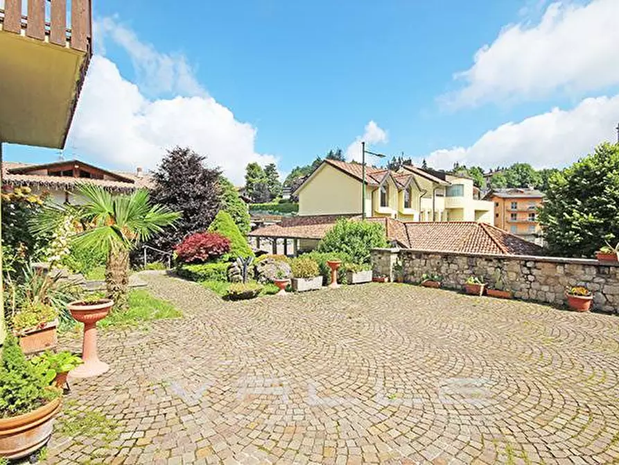 Immagine 5 di Villa in vendita  in via Vulcano a Ardesio
