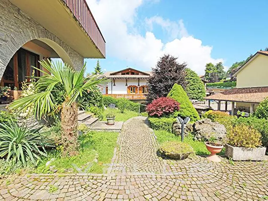 Immagine 6 di Villa in vendita  in via Vulcano a Ardesio