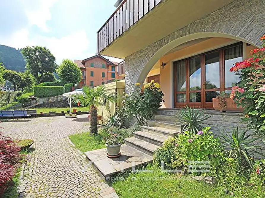 Immagine 7 di Villa in vendita  in via Vulcano a Ardesio