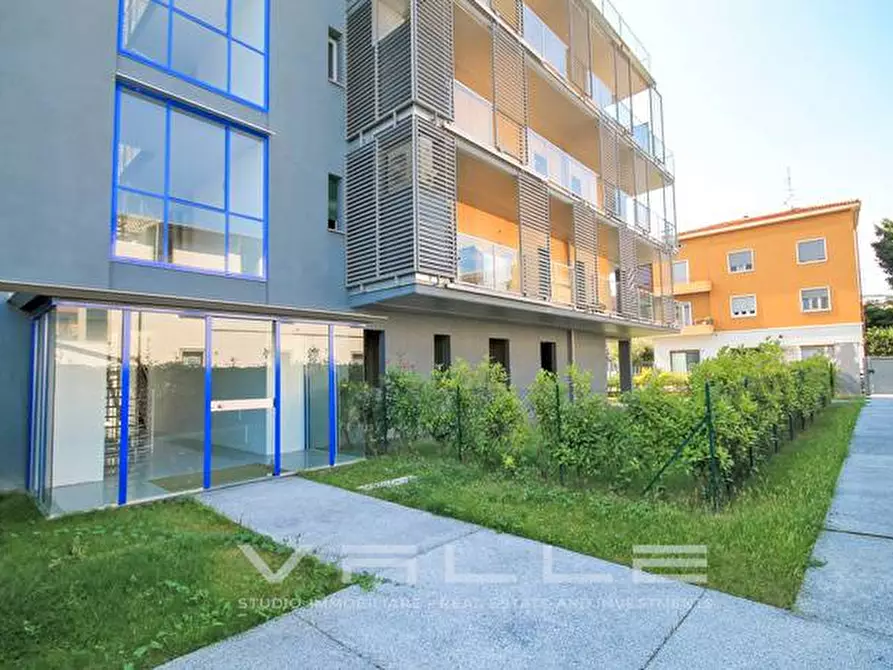 Immagine 29 di Appartamento in vendita  in via corridoni a Bergamo