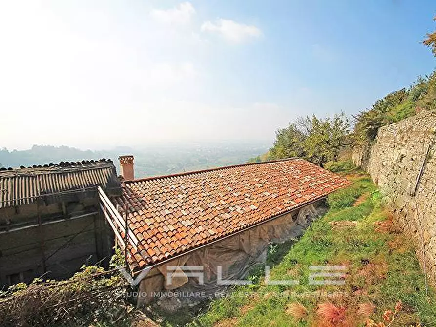Immagine 6 di Villa in vendita  in via San Sebastiano a Bergamo