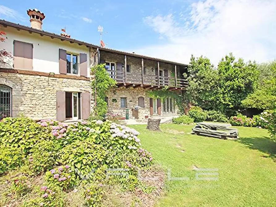 Immagine 9 di Casa indipendente in vendita  in via borgo canale a Bergamo