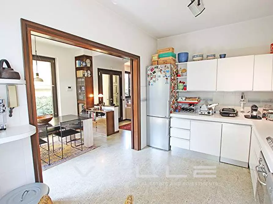 Immagine 14 di Villa in vendita  in via verdi a Mozzo