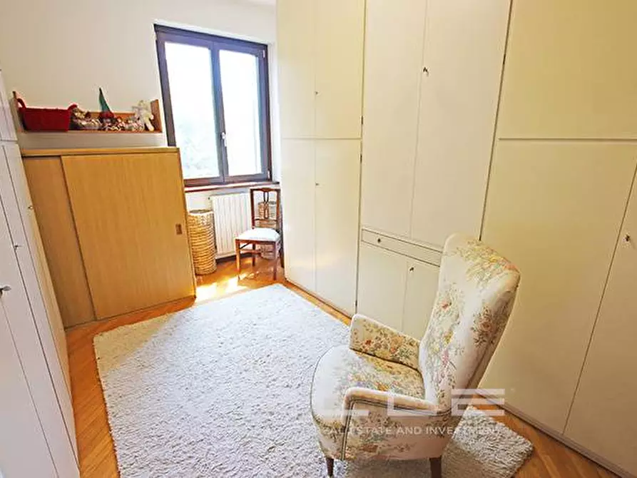 Immagine 30 di Villa in vendita  in via verdi a Mozzo