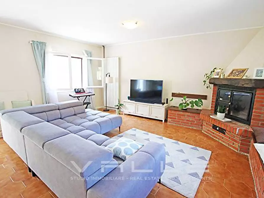 Immagine 14 di Villa in vendita  in via Parpaet a Zogno