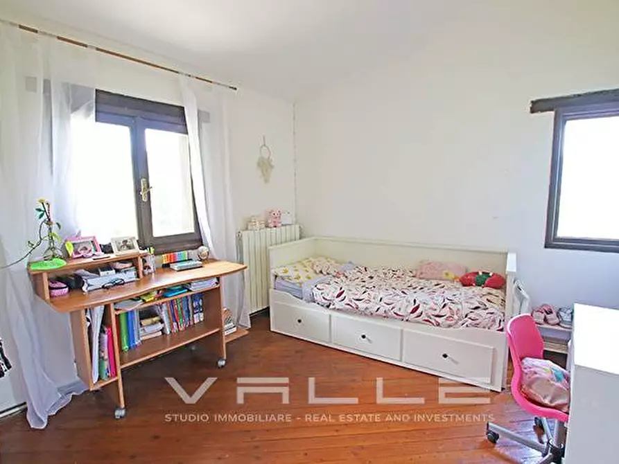 Immagine 28 di Villa in vendita  in via Parpaet a Zogno