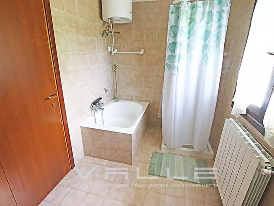 Immagine 30 di Villa in vendita  in via Parpaet a Zogno
