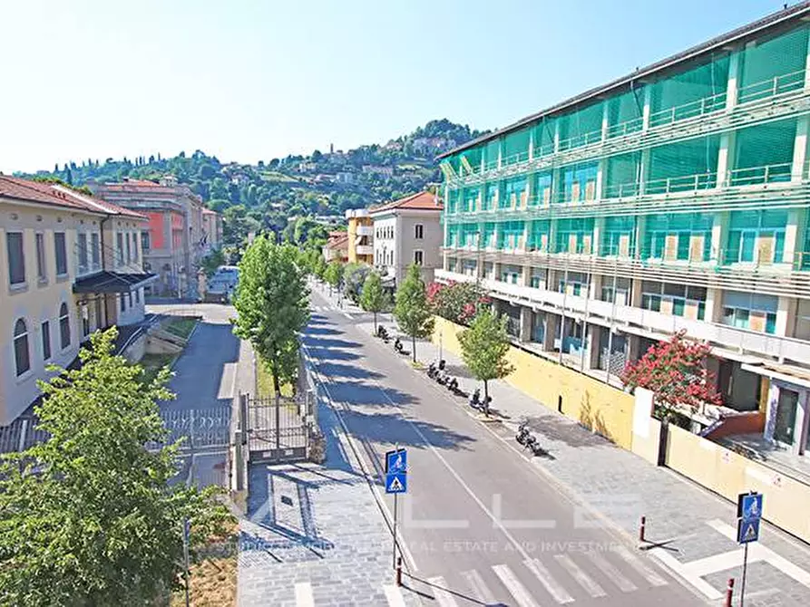 Immagine 9 di Appartamento in affitto  in via Statuto a Bergamo
