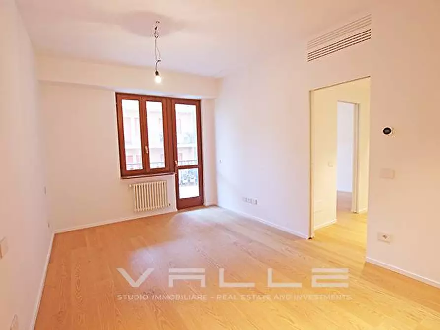 Immagine 11 di Appartamento in affitto  in via locatelli a Bergamo