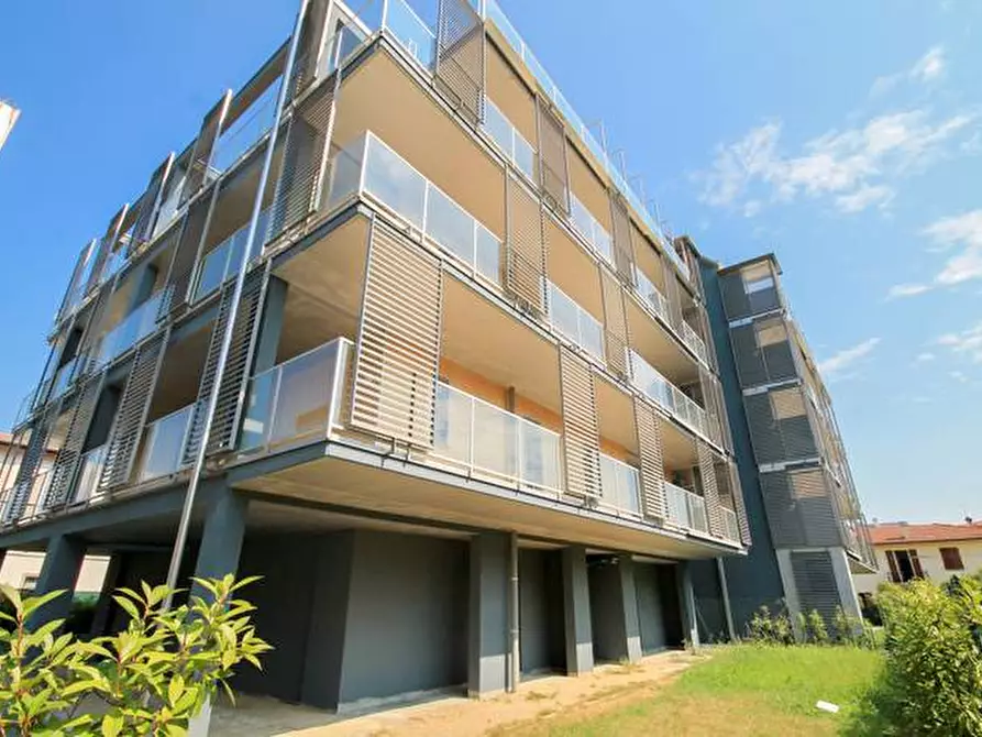 Immagine 2 di Box auto in vendita  in via Corridoni 79 a Bergamo