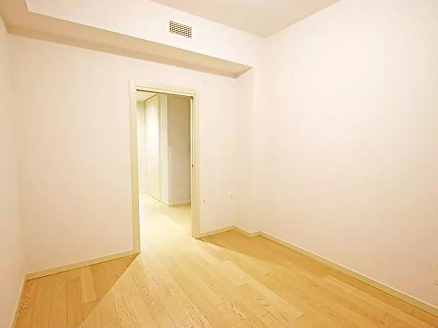 Immagine 14 di Appartamento in affitto  in via statuto a Bergamo
