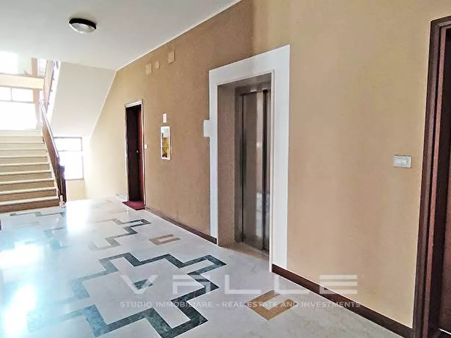 Immagine 5 di Appartamento in vendita  in via pitentino a Bergamo