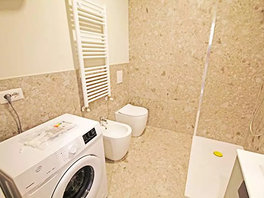 Immagine 4 di Appartamento in affitto  in via suardi a Bergamo