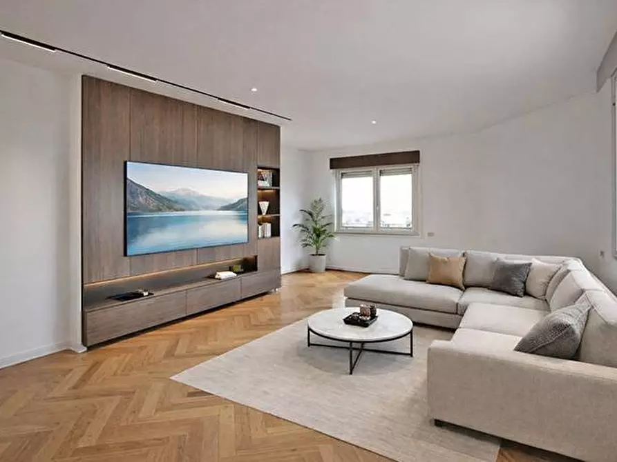 Immagine 26 di Attico in vendita  in via Tiraboschi a Bergamo