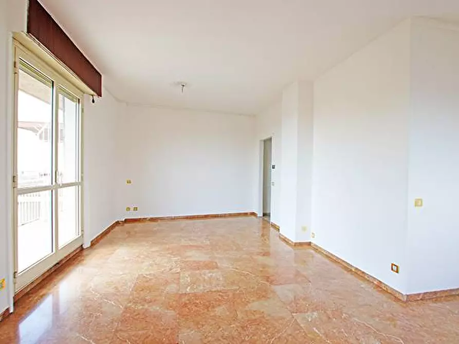 Immagine 35 di Attico in vendita  in via Tiraboschi a Bergamo