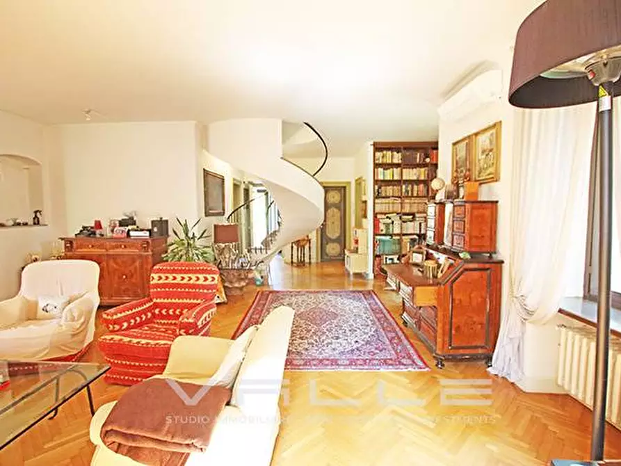 Immagine 12 di Appartamento in vendita  in via s. alessandro a Bergamo