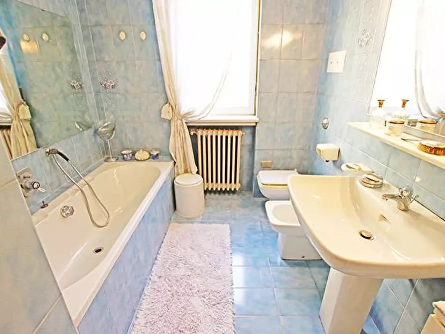 Immagine 38 di Villa in vendita  in via santa lucia a Bergamo