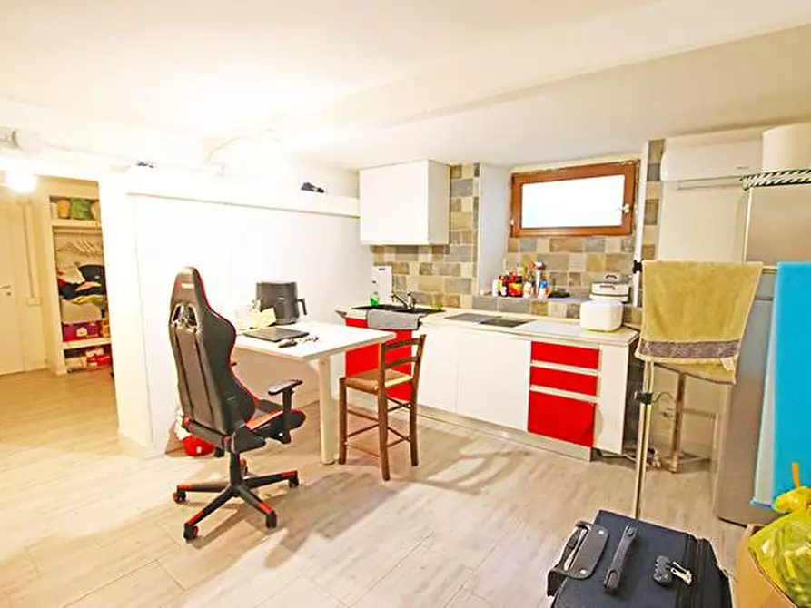 Immagine 25 di Appartamento in vendita  in via verdi a Bergamo