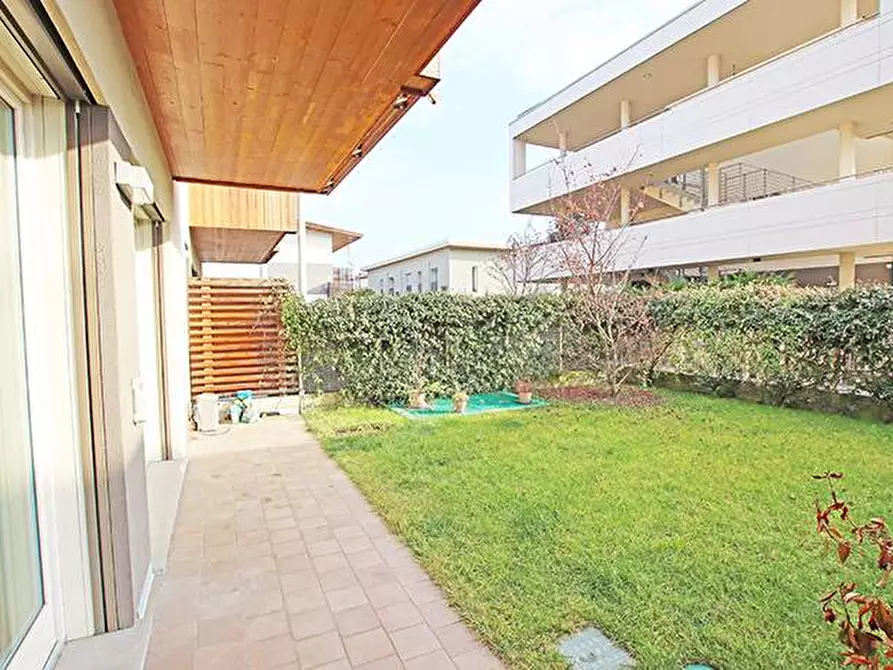 Immagine 2 di Villetta a schiera in affitto  in via calvetti a Bergamo