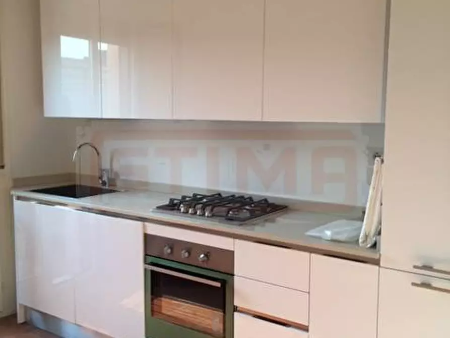 Immagine 6 di Appartamento in affitto  a Treviso