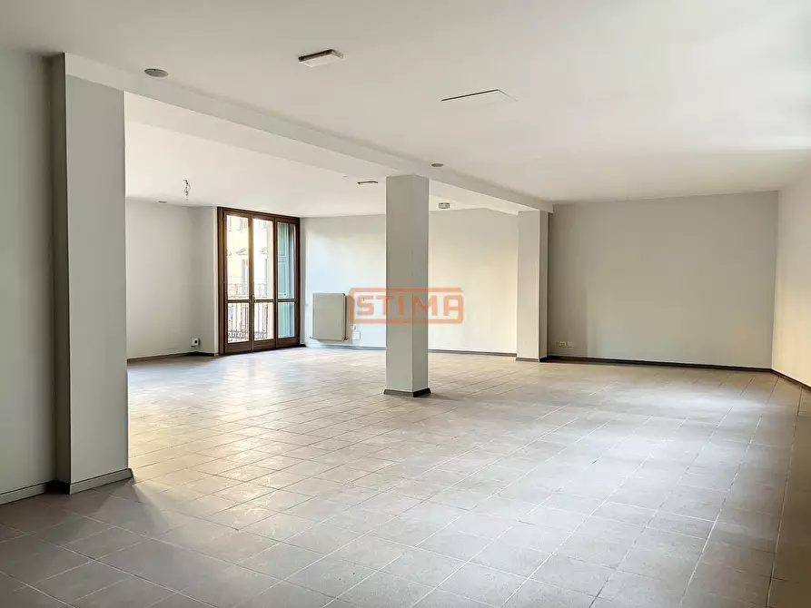 Immagine 16 di Ufficio in affitto  a Treviso