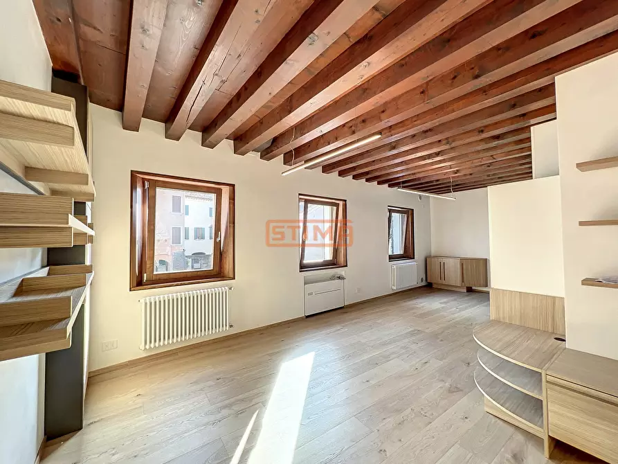 Immagine 11 di Attico in affitto  a Treviso