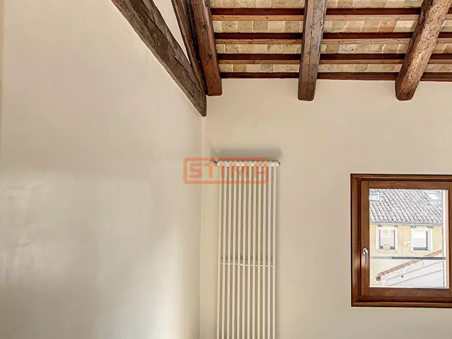 Immagine 31 di Attico in affitto  a Treviso