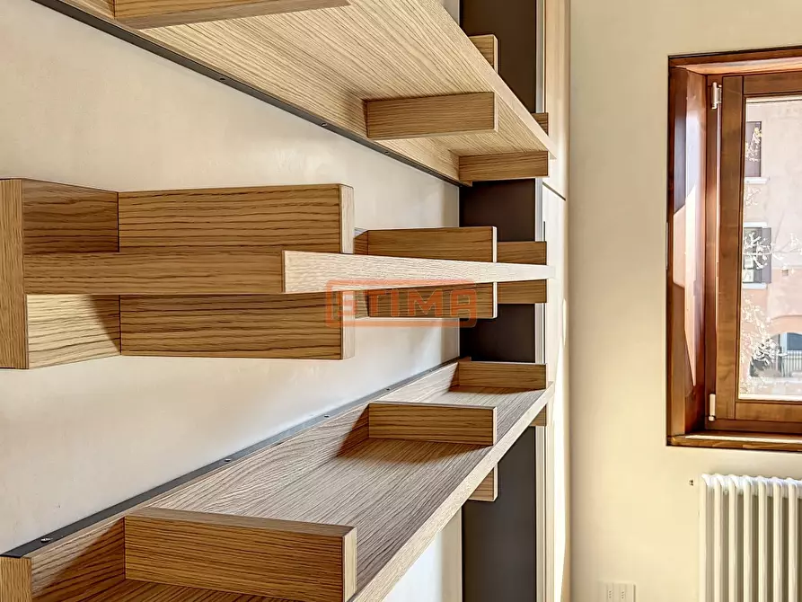 Immagine 47 di Attico in affitto  a Treviso