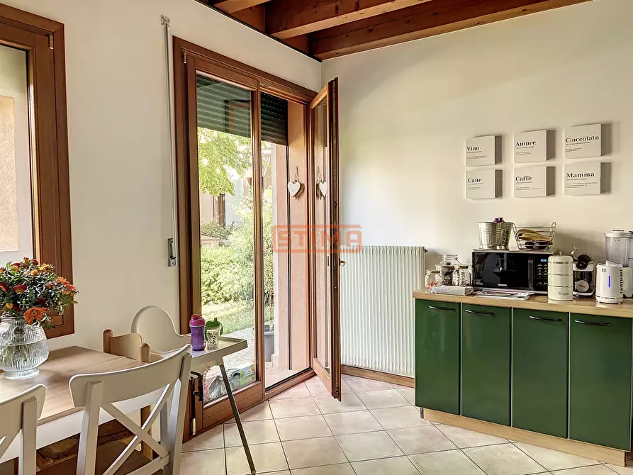 Immagine 9 di Villa in affitto  a Treviso