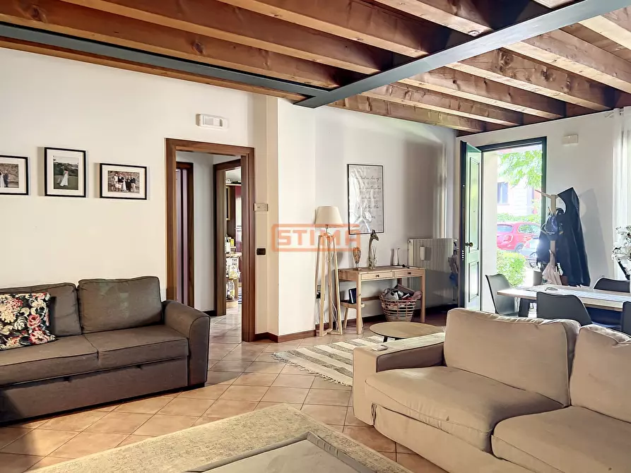 Immagine 14 di Villa in affitto  a Treviso