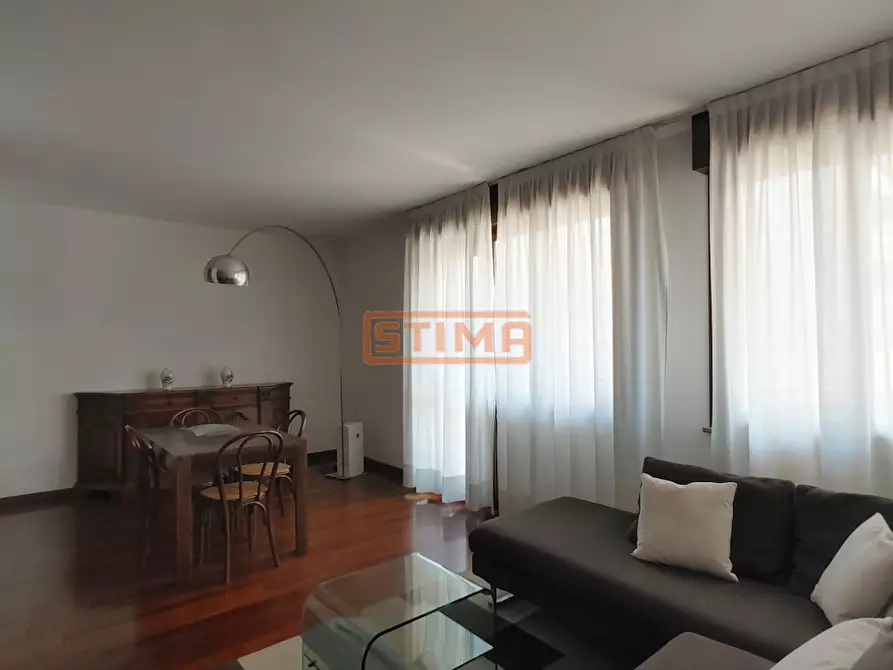 Immagine 6 di Appartamento in affitto  a Treviso