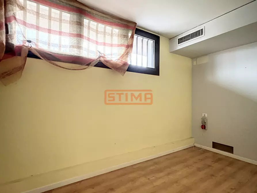Immagine 6 di Ufficio in affitto  in via principale a Altivole