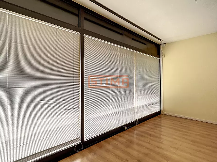 Immagine 8 di Ufficio in affitto  in via principale a Altivole