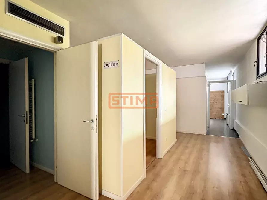 Immagine 13 di Ufficio in affitto  in via principale a Altivole
