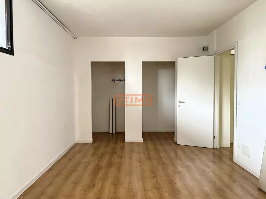 Immagine 19 di Ufficio in affitto  in via principale a Altivole