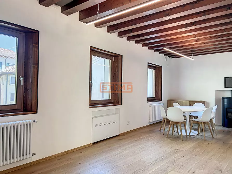 Immagine 1 di Attico in affitto  a Treviso