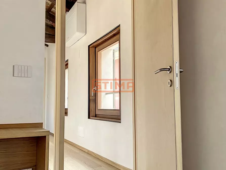 Immagine 23 di Attico in affitto  a Treviso