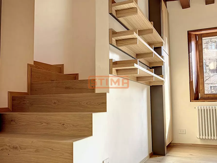 Immagine 35 di Attico in affitto  a Treviso