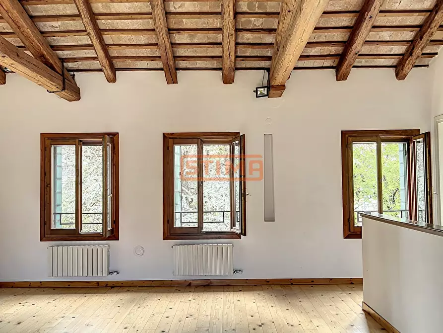 Immagine 17 di Appartamento in affitto  a Treviso