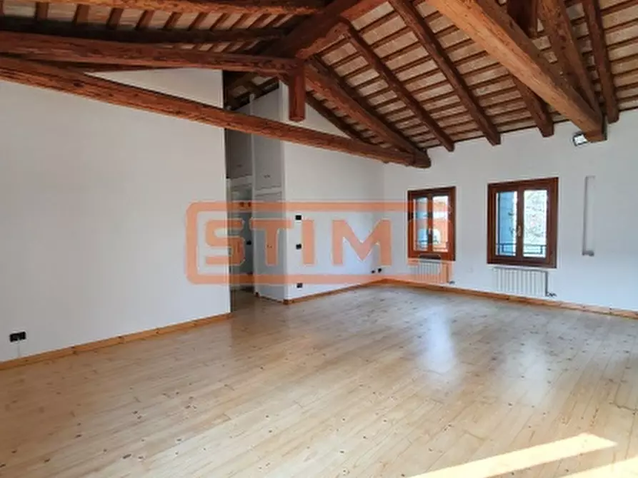 Immagine 1 di Appartamento in affitto  a Treviso