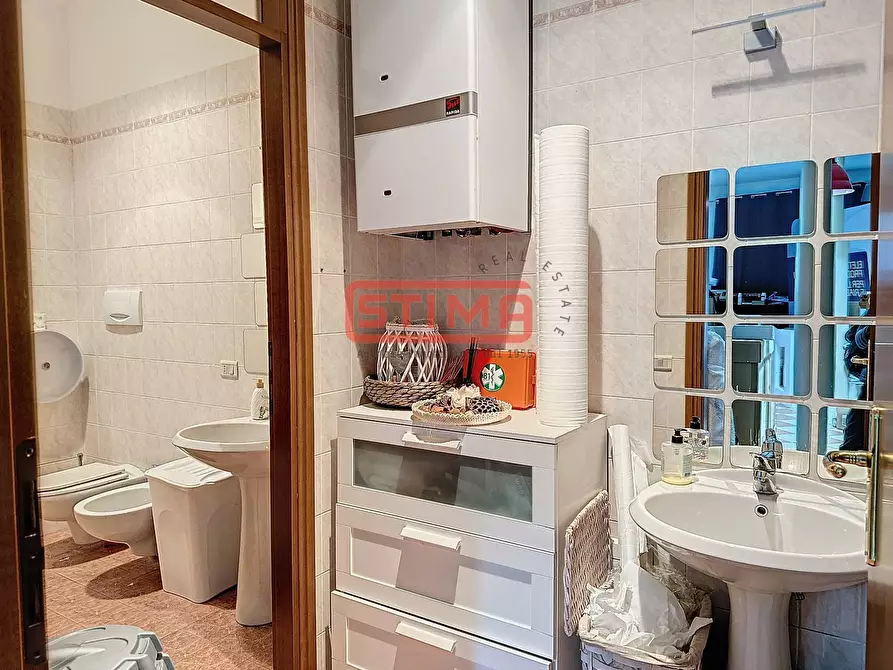 Immagine 16 di Ufficio in affitto  a Treviso