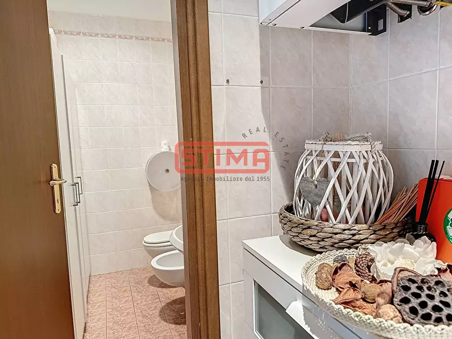 Immagine 15 di Ufficio in affitto  a Treviso